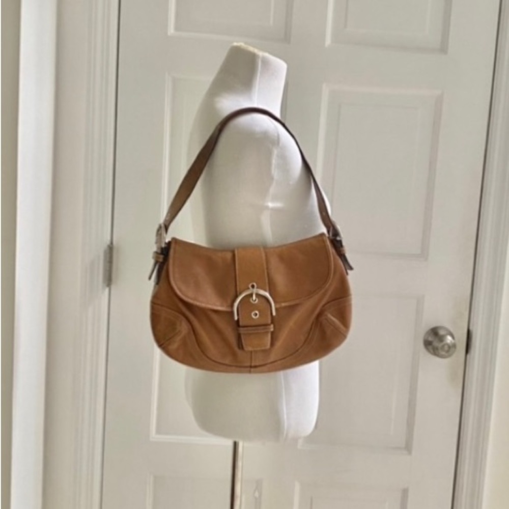 Coach genuine leather soho buckle bag